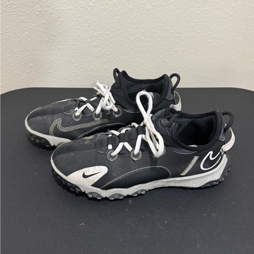 Nike Kids Black and White Baseball Turf
